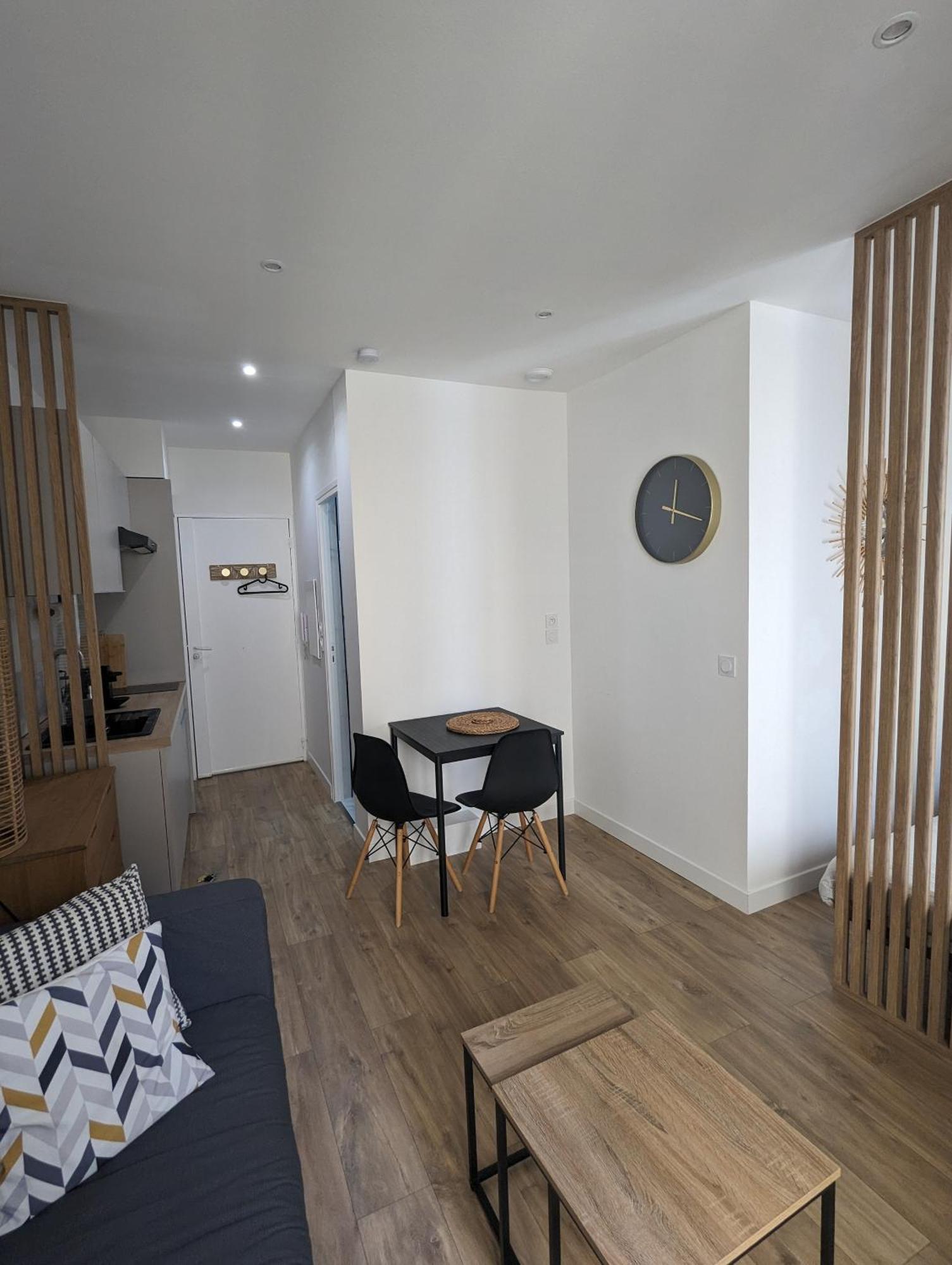 Carre D'or Appartement *